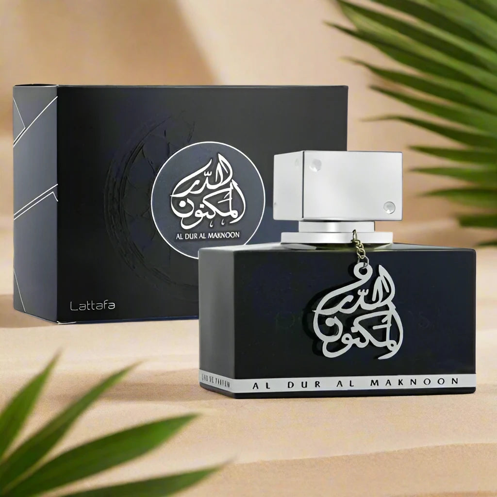  Lattafa Al Dur Al Maknoon Silver 100ml Eau de Parfum bottle featuring a sleek design.